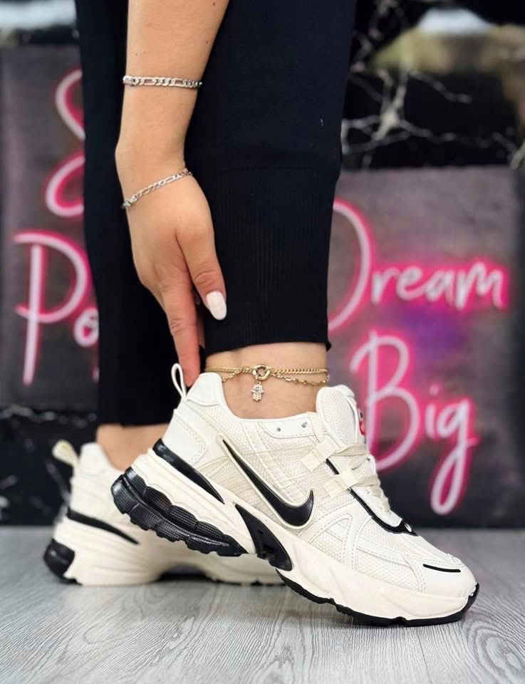 Tenis Nike Araña Dama