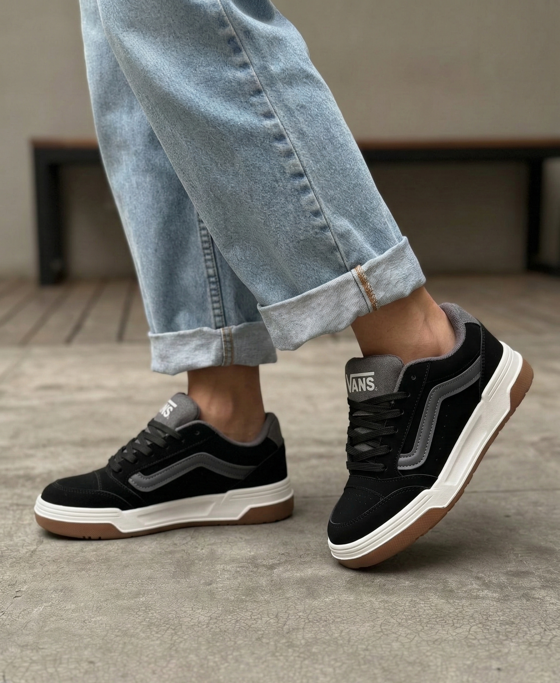 VANS HYLANE