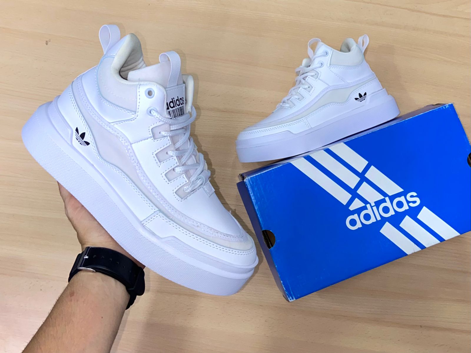 BOTA DEPORTIVA ADIDAS