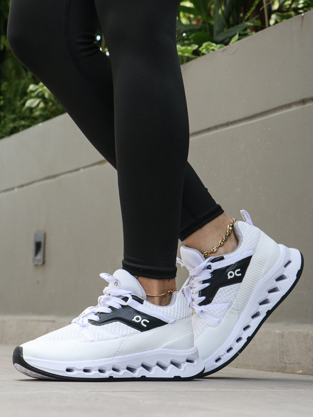 Tenis ON CLOUDSURFER 1ON1