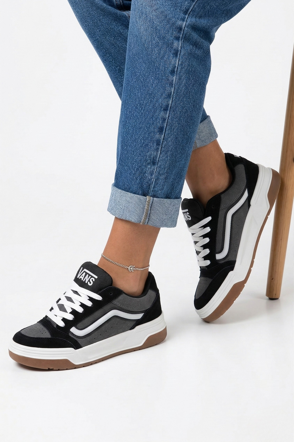 VANS HYLANE