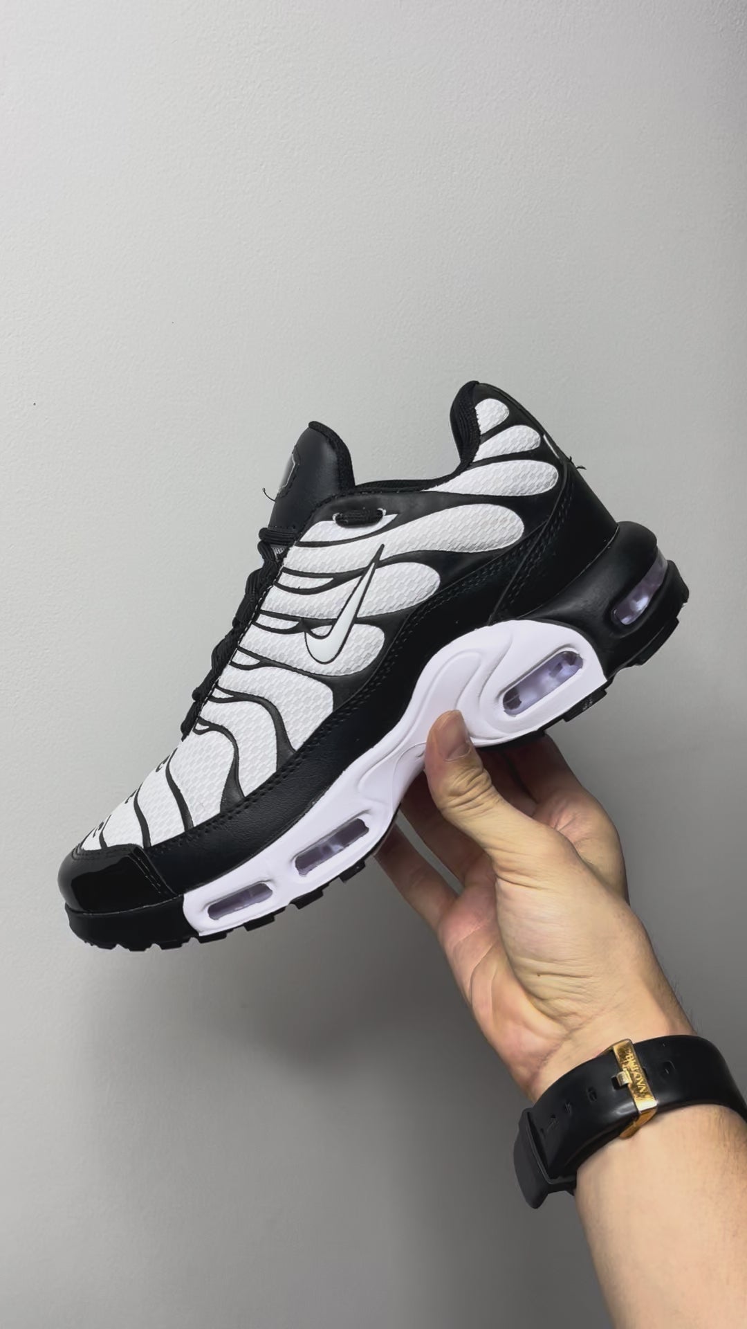 Tenis Nike TN Blanco Negro Unisex